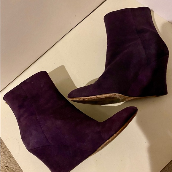 Jimmy Choo Suede Wedge Ankle Boots SZ 38 $975 - Picture 7 of 7
